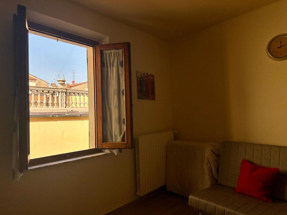 Apartment Nel Centro Della Citta Pistoia Extérieur photo
