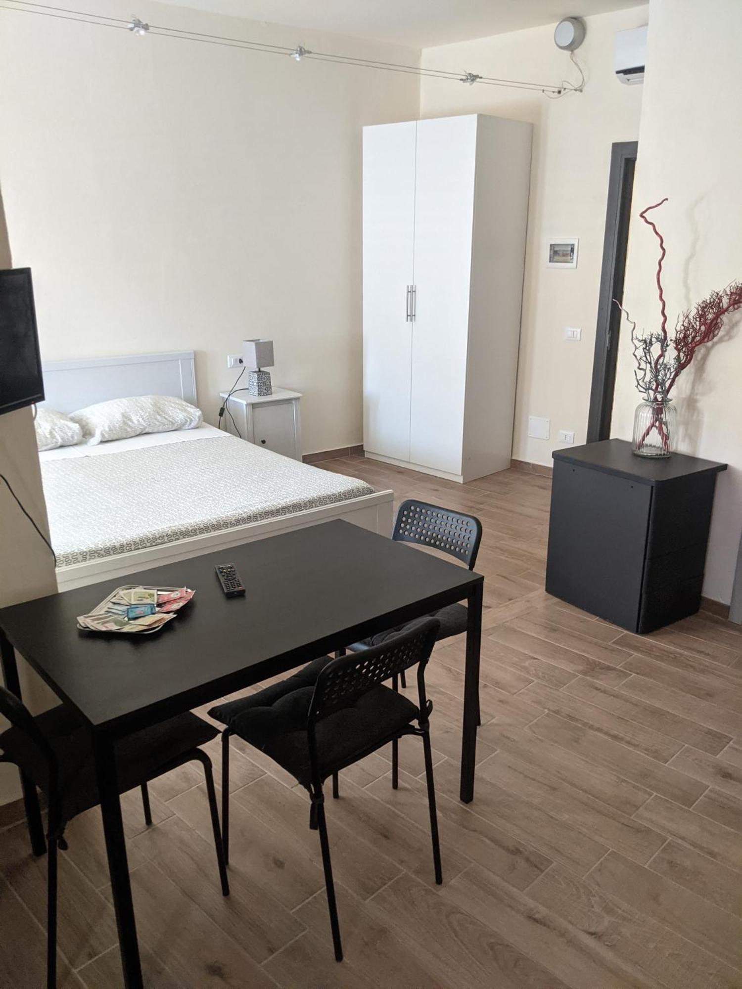 Apartment Nel Centro Della Citta Pistoia Chambre photo